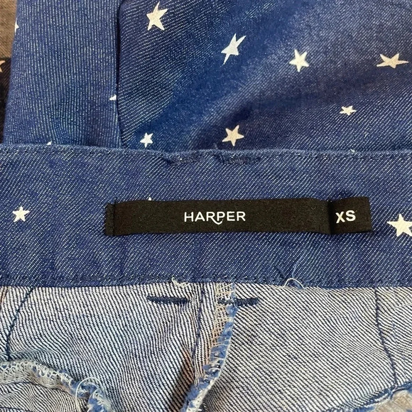 Harper Denim Shorts with Star Pattern • Size XS - Picture 3 of 3